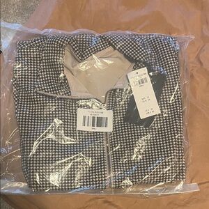 Abercrombie & Fitch Black Houndstooth Jacket: NEW IN PACKAGING! Size Small